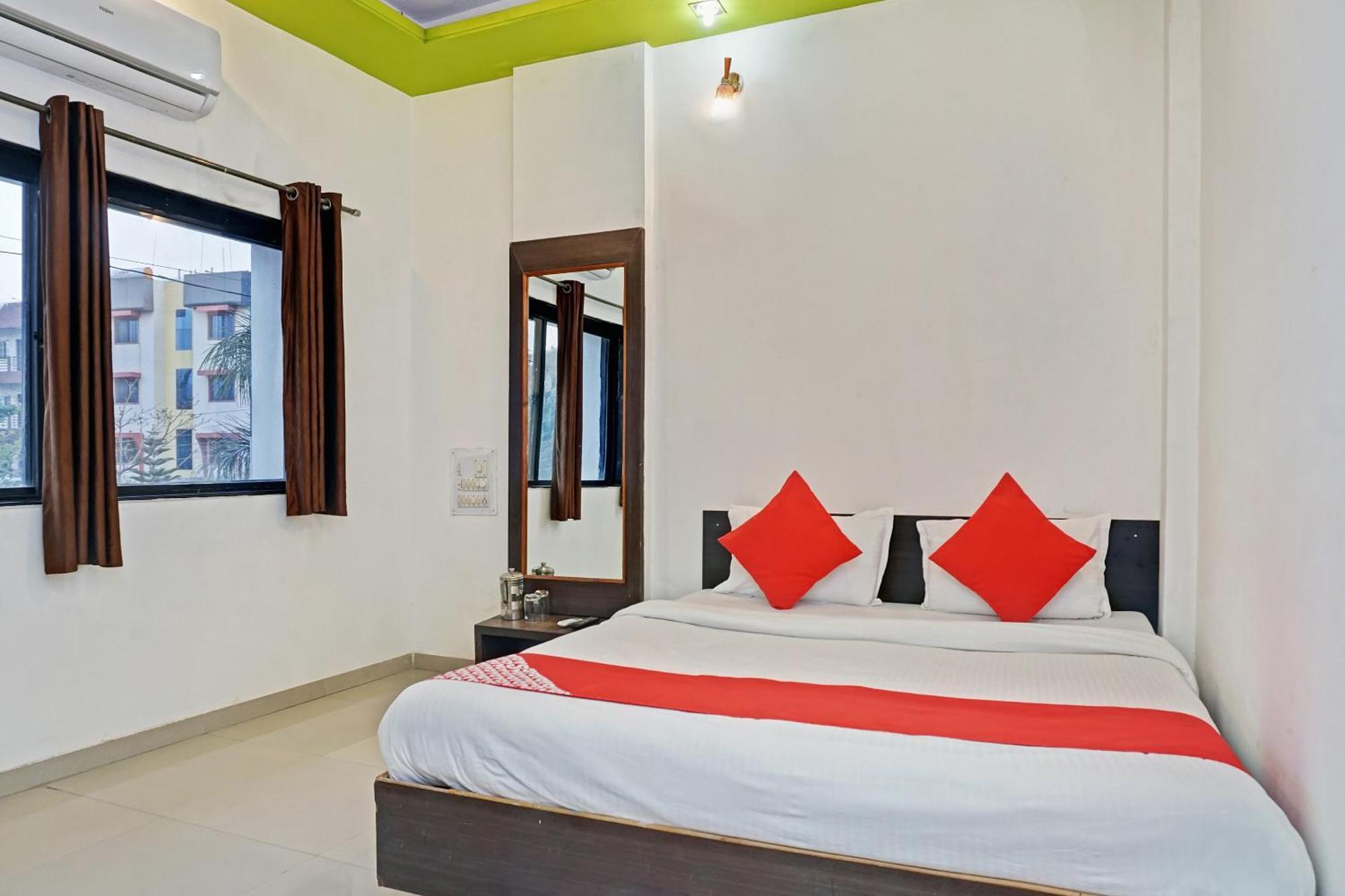 Super Hotel O Shirdi Sai Inn Dış mekan fotoğraf
